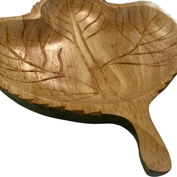 Vintage 1999 Clay Art Wooden Leaf Tray Hand Painted Avocado Green 9.5” x 7” - Picture 4 of 5